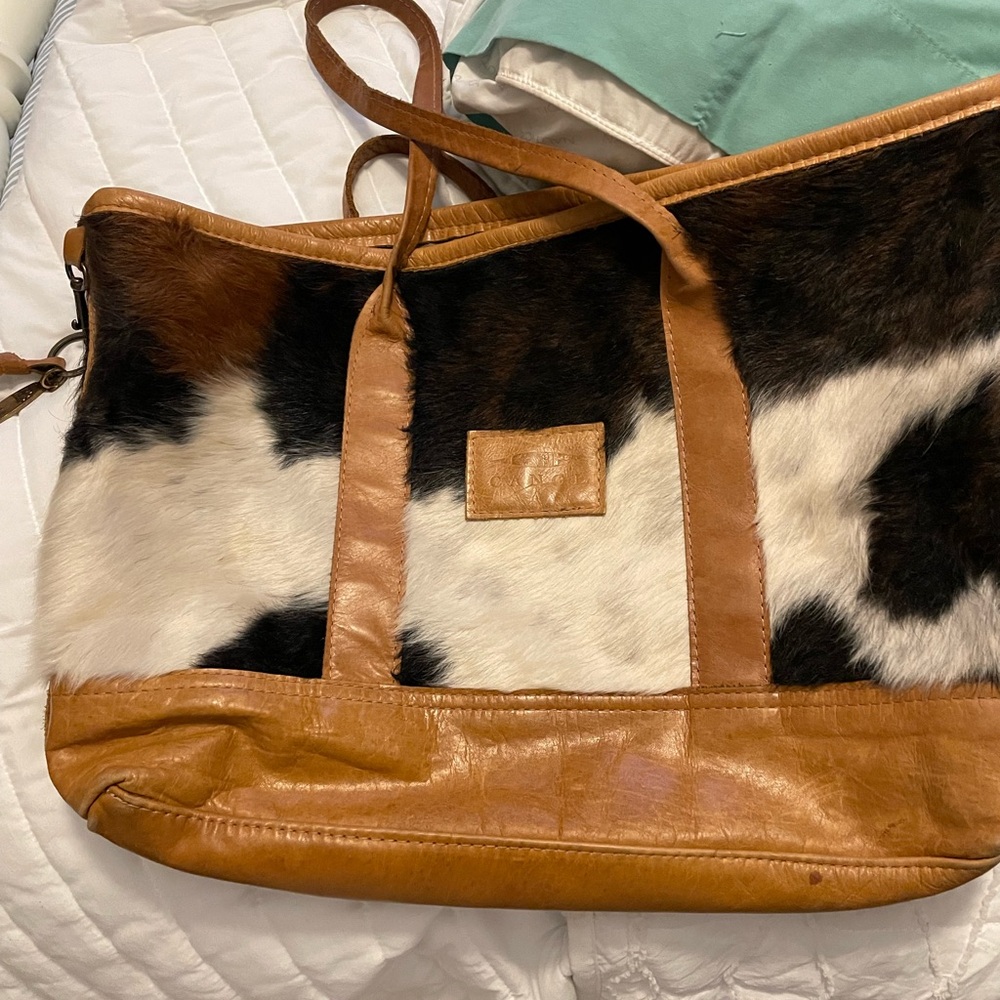 Canoe bovine fur & leather tote